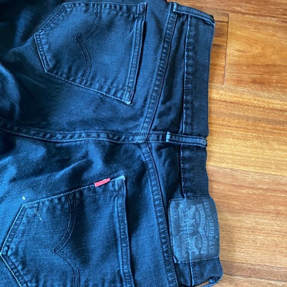 Black Denim Levi's - Picture 2 of 5